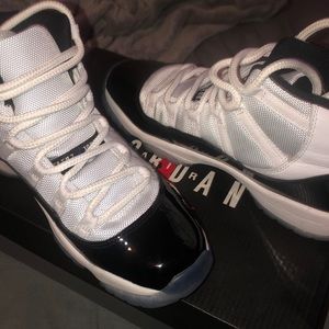 Jordan 11 Youth